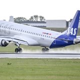 Les nouveaux appareils Embraer de SAS, dont les premiers sont attendus en 2027, devraient principalement être utilisés sur des vols au sein de la région nordique (archives). KEYSTONE/EPA TT NEWS AGENCY/JOHAN NILSSON